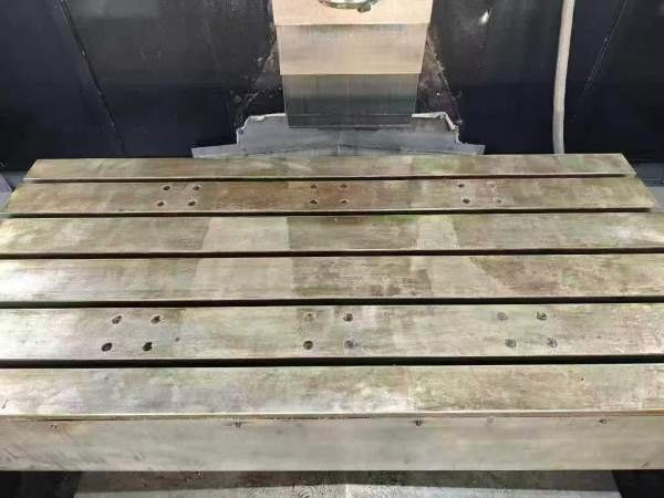 创胜特尔1890数控铣、可加刀库，发那科Plus系统、工作.