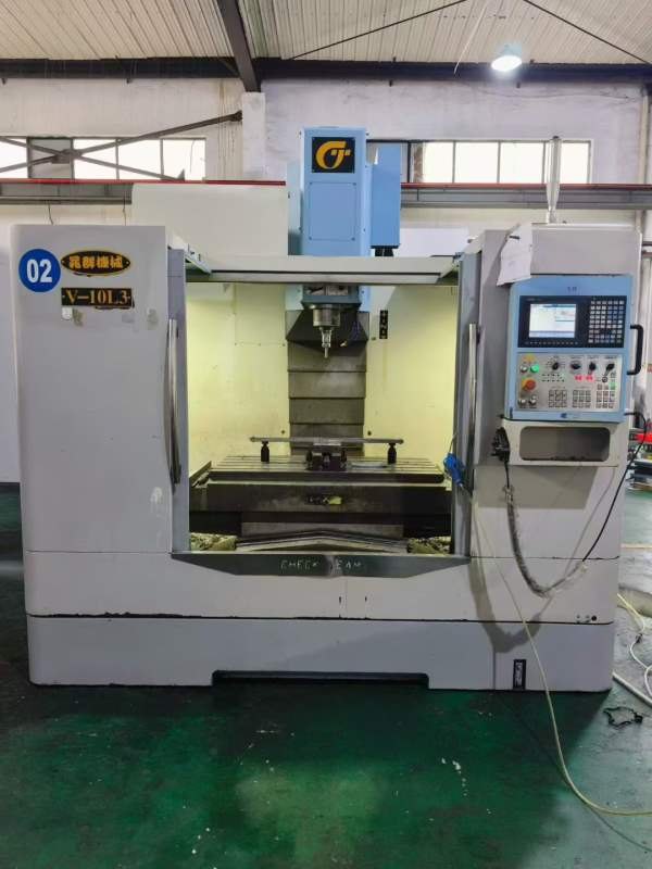 工厂在位一台台湾兆群1060两线一硬一台数控铣，三菱70.