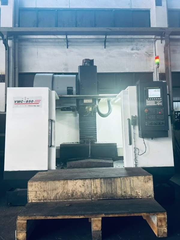 高刚性850立加三軸硬轨，BT40主轴齿轮头法纳克系统带u.