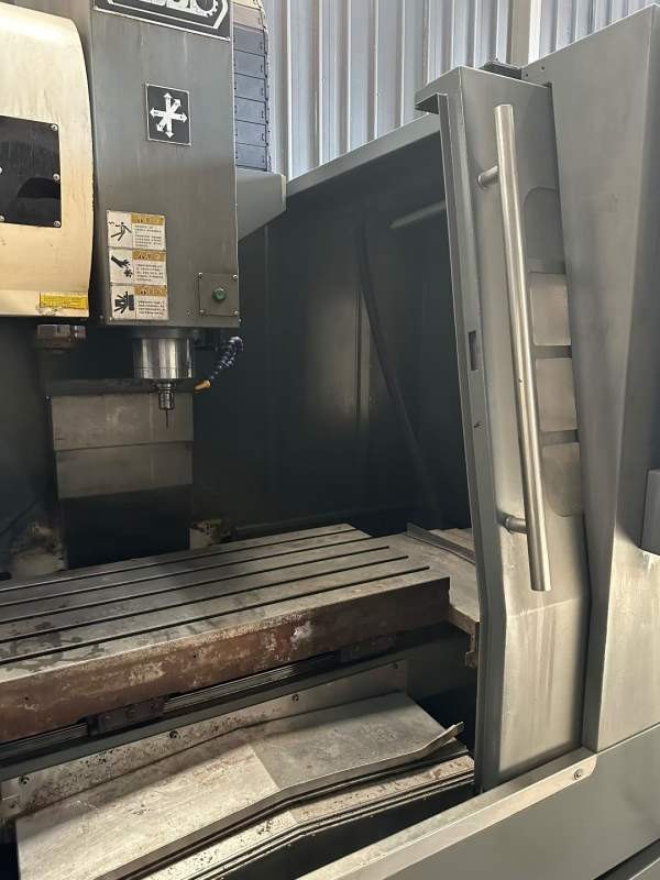 凯必德850加工中心   两线一硬  发那科系统   主轴800.