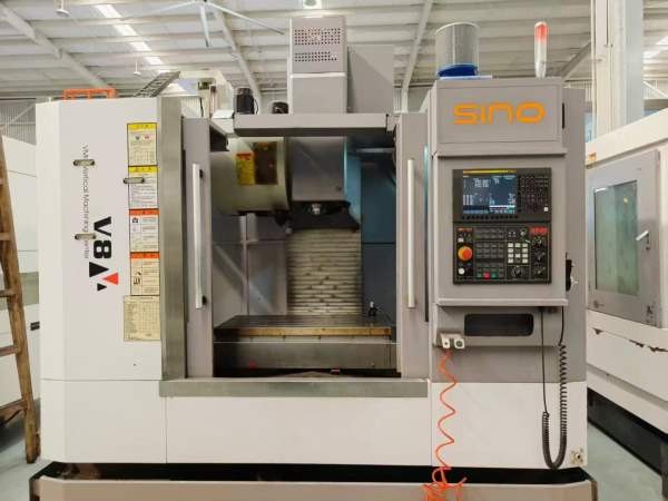 新诺（皖南）V8加工中心年份：2022年系统：发那科OI-M.