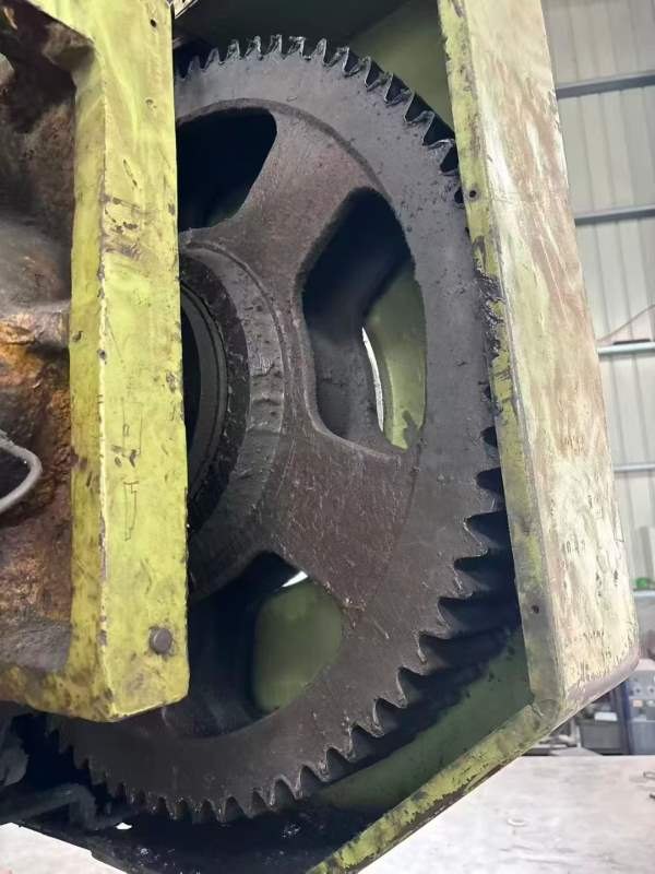 扬力40吨冲床批发，无锡提货