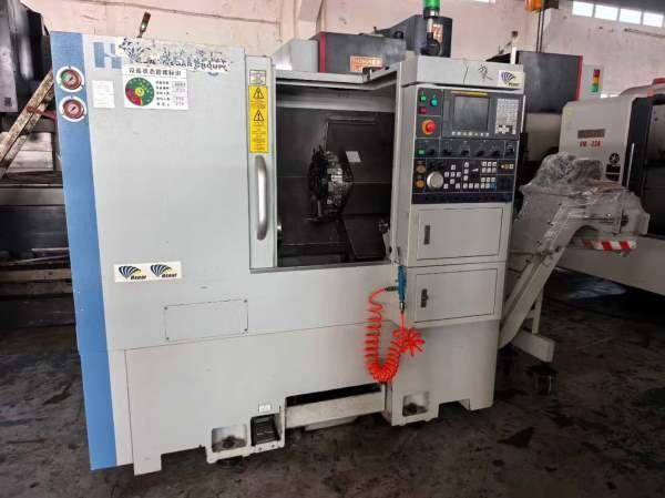 同款三台哈挺GS200 PLus数控车床8寸卡盘，12工位刀塔.