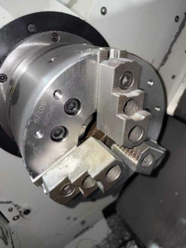 哈挺200车床，同款3台