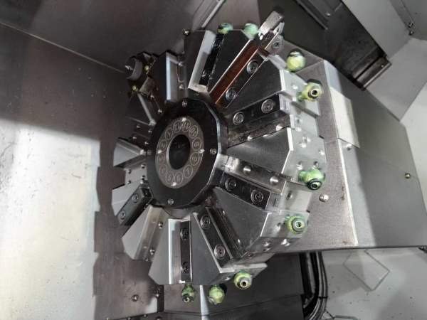 哈挺200车床，同款3台