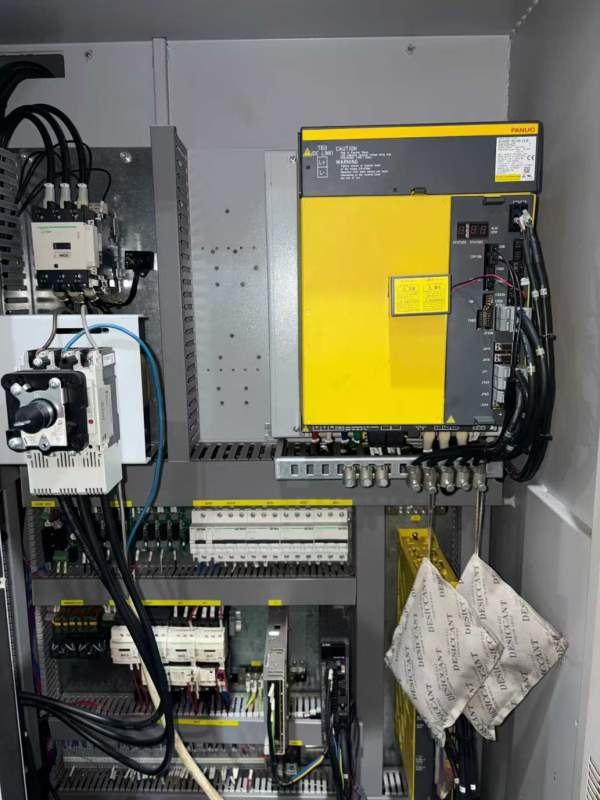 哈挺200车床，同款3台