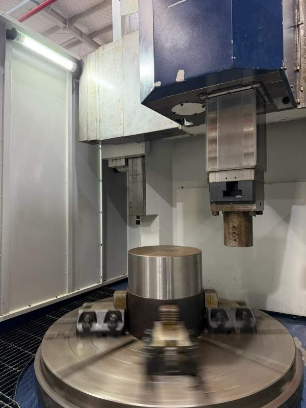 荣田VL-125C数控立车参数如下： 回转直径 1600mm 车削.