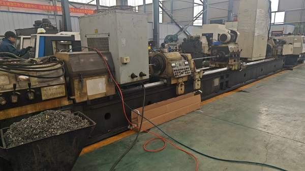 三米深孔镗，洛阳仓库。