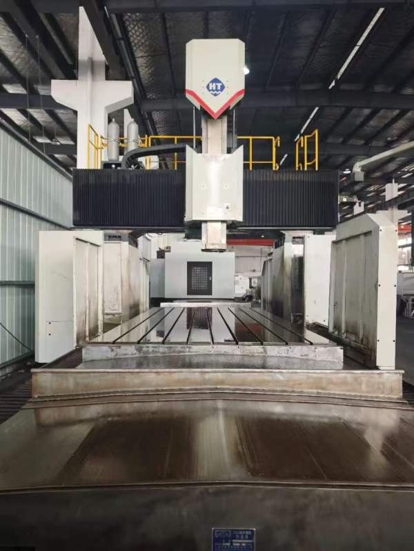 刚刚到货，重型海天GRUII2840数控龙门铣床一台4028，.