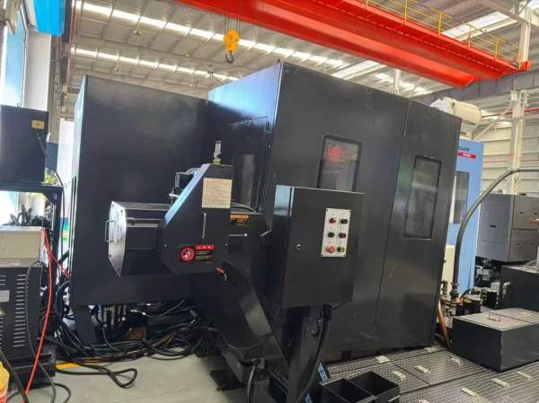 同款三台：韩国原装斗山HM500双工位卧加，FANUC31i系.
