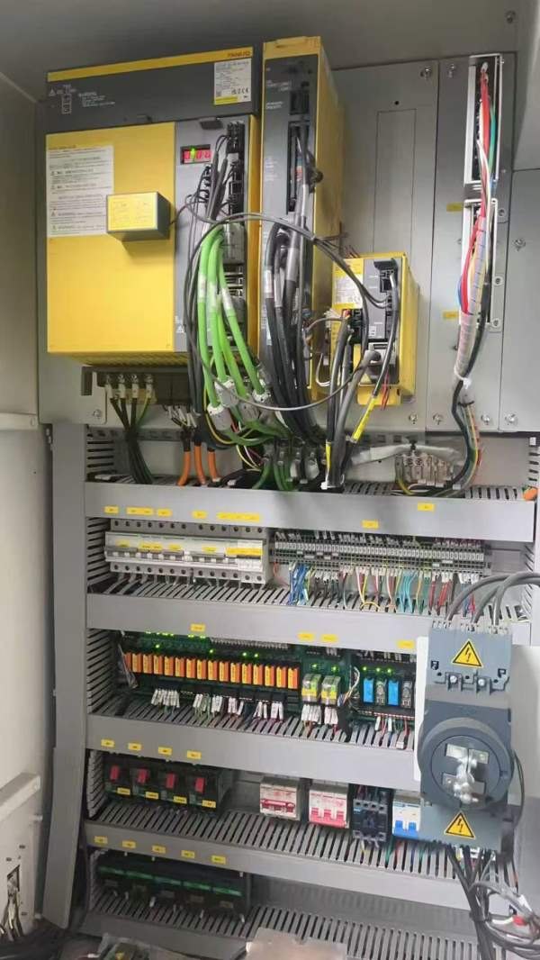 同款2024年进厂国盛855准新机发那科MFPLUS系统，带中.