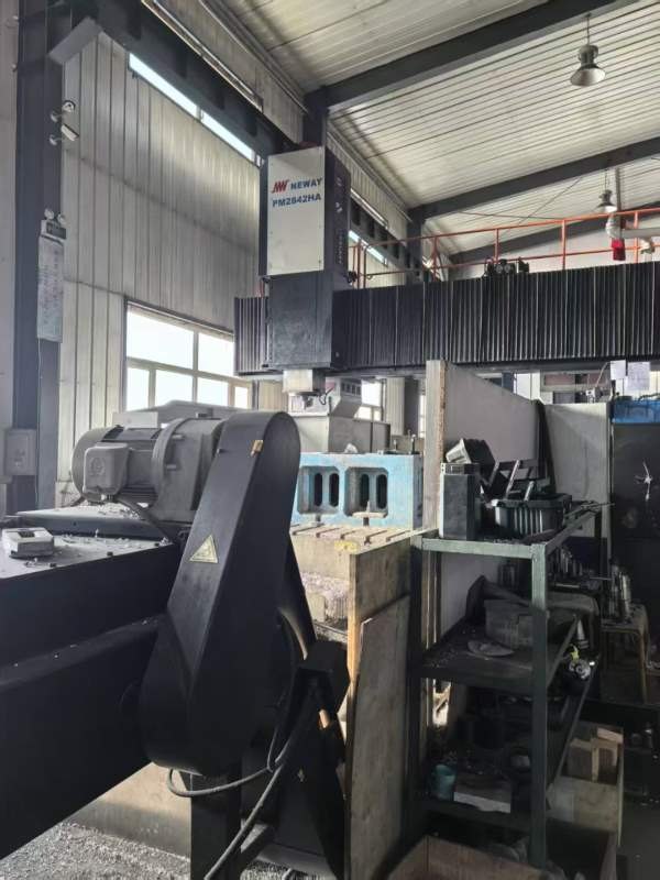 纽威24龙门，2017年MF系统门高1.4米门宽2.7米两线一硬.