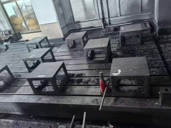 刚拿下宁波象山工厂23年宁波民盛4027数控龙门铣床，三.