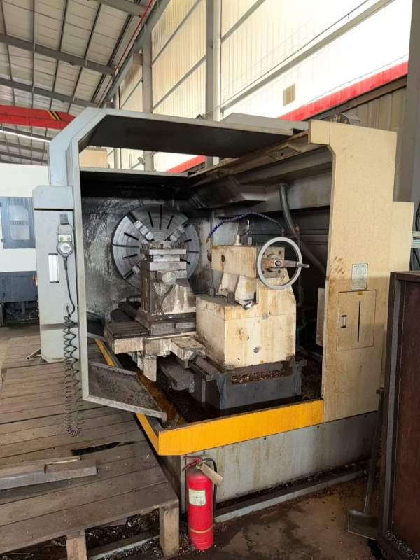 山东星火61125X1500数控车。