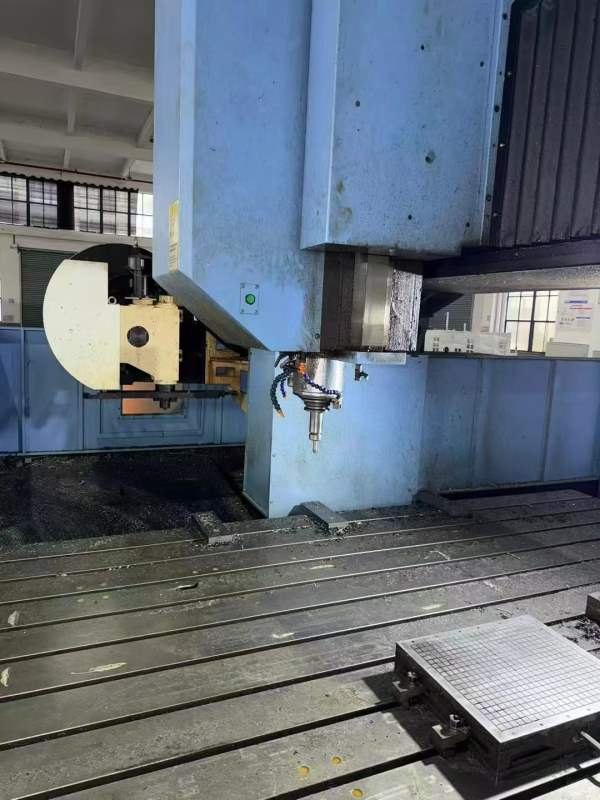 斯可源4028龙门加工中心工作台2.5 X 4米门宽2.8米，二.