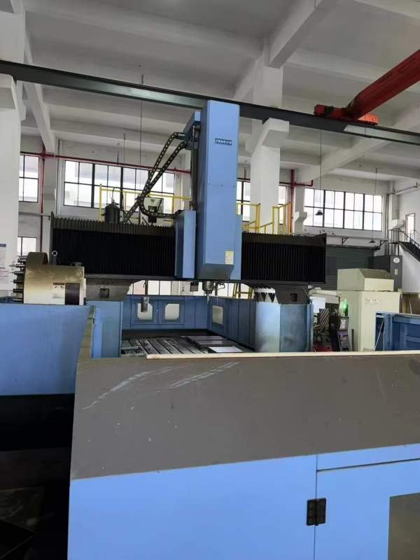 斯可源4028龙门加工中心工作台2.5 X 4米门宽2.8米，二.