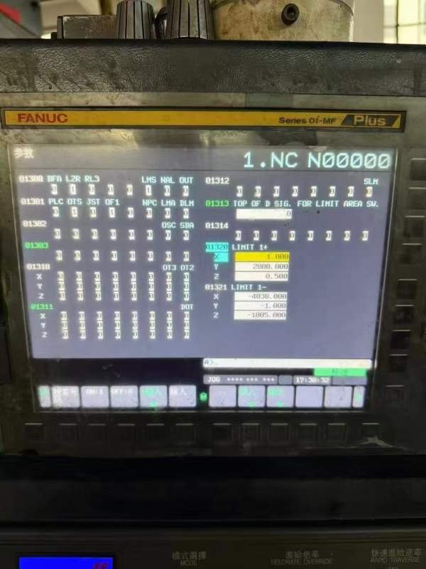 斯可源4028龙门加工中心工作台2.5 X 4米门宽2.8米，二.