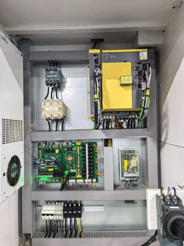 2023年重型两线一硬良将1580数控铣，Y轴4导轨，发那科.