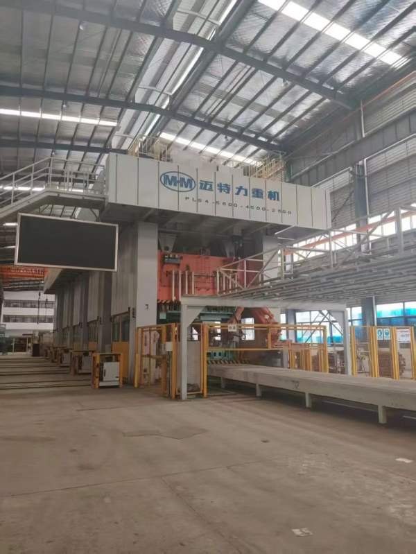 迈特力A线全新机安装未用：2000-1200-800-800-800T整.