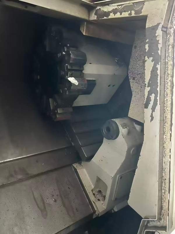 马扎克100L数控车床，6寸卡盘，12工位刀塔，同款2台。.