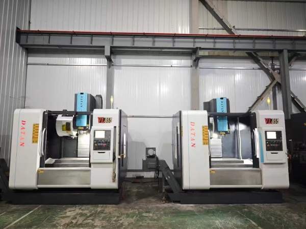 出售杭州大天855加工中心两台、发那克m f Plus系统，4.