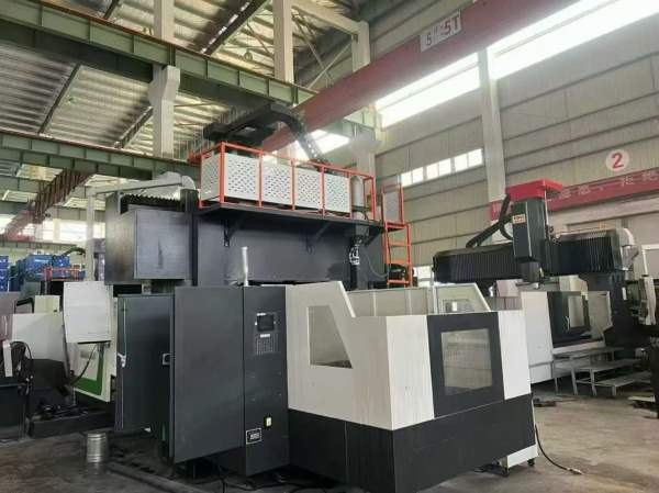 准新常州坤杰2518数控龙门，工作台2500/1600mm，门宽1.