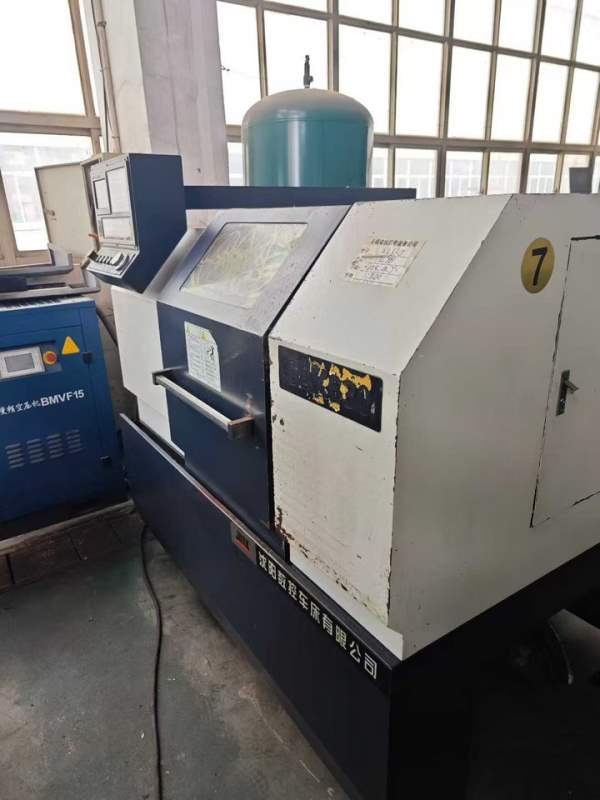 精品沈阳CAK630数控车床，线轨，6寸卡盘，排刀，广数.