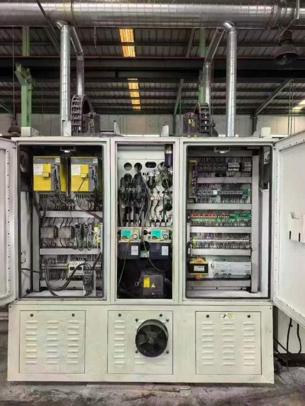 金沙ZDC-350数控倒立车双主轴12寸双主轴，双刀塔，双.