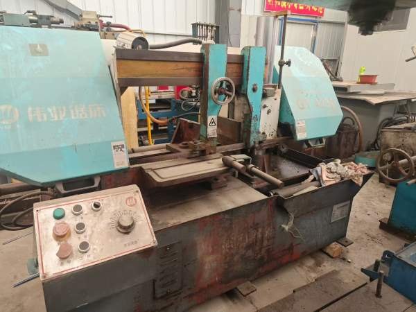 四台锯床低价出售，洛阳仓库。