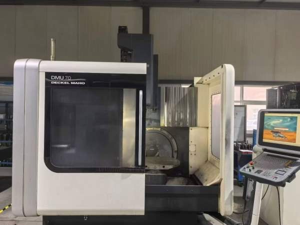 德玛吉DMU70五轴行程：X轴 750 mm  Y轴 600 mm  Z轴 5.