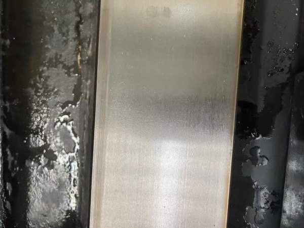 日本大日重型数控车床参数如下工件回转直径:1600mm卡.