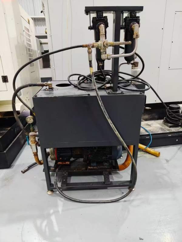 新到一台高配海天精工VMC850加工中心，2022年的，带主.