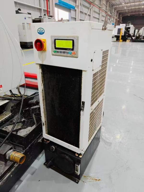 新到一台高配海天精工VMC850加工中心，2022年的，带主.