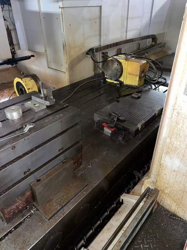 刚刚买下安装少用满配纽威1630龙门加工中心 ，工作台1.