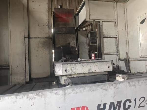 在位出售2015年中捷产1250双工位卧加，法拉克31i系统.