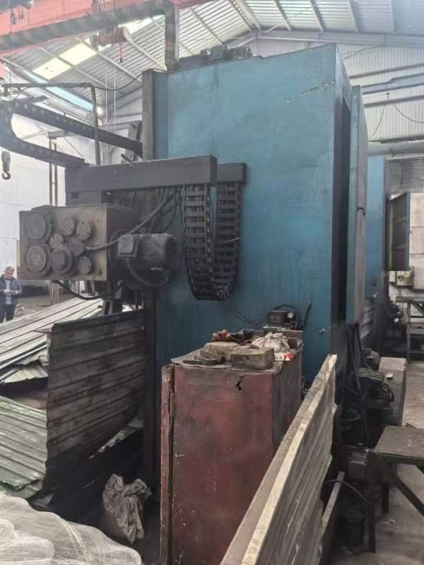 刚刚买下齐齐哈尔机床厂C5123立车床，加工直径2300mm.