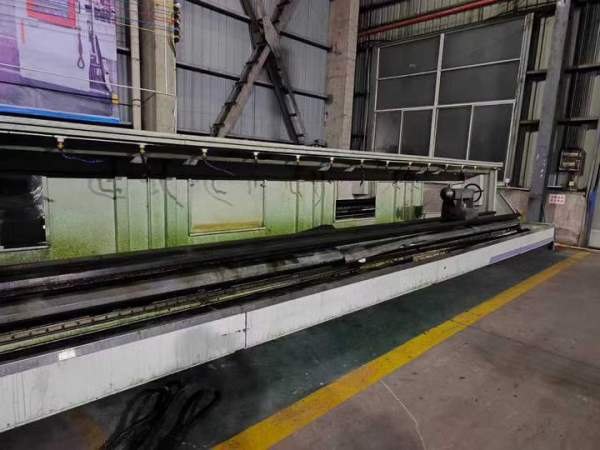 精品618010米数控车床两台，广数980TDi系统，已到仓库.