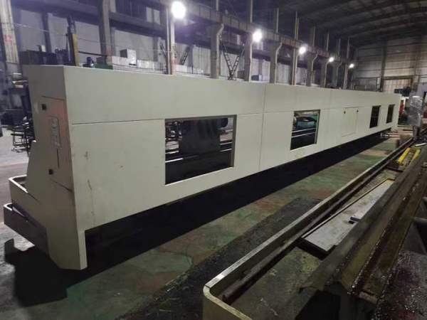 精品618010米数控车床两台，广数980TDi系统，已到仓库.