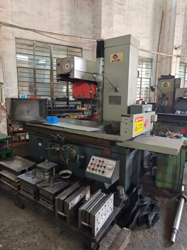 精品2015年桂北71631.25米平面磨床，630mm1.25米，工.