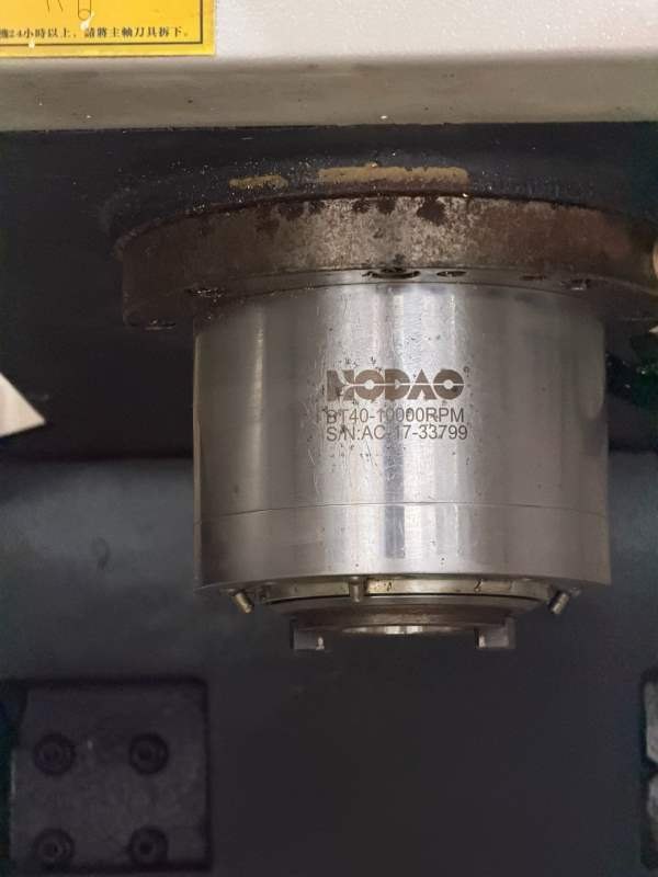 2022年厚道VF138加工中心三菱M80系统，BT40主轴皮带10.