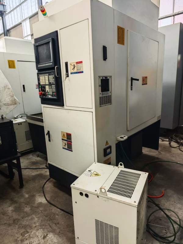 扬森 YS601A-H1雕铣机，工作台mm，三轴行程X600/Y500/.