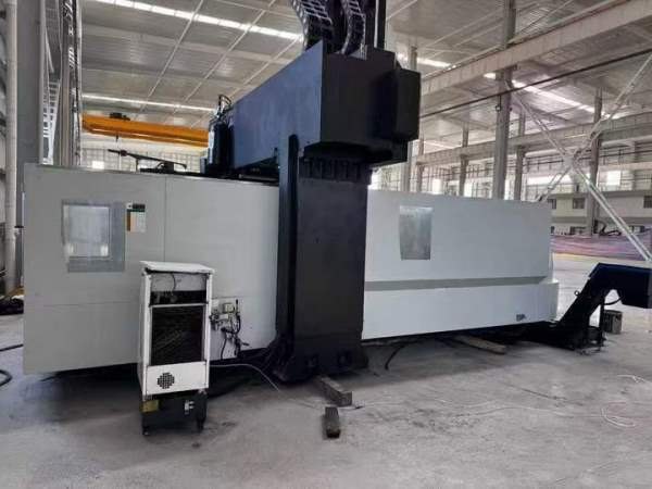 南通国盛2518数控龙门工作台2500/1500mm，门宽1800mm.