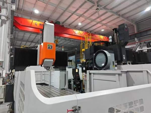 仓库新到一台台泽3018数控龙门加工中心发那科MF Plus1.