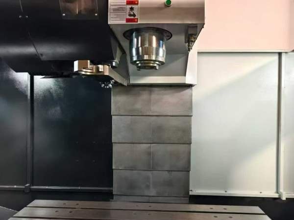 沈阳1370加工中心。发那科MF系统，全套阿尔法电器驱动.