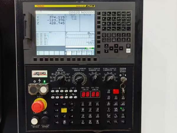 99新良将1580数控铣，两线一硬Y轴四导轨，发那科Plus.