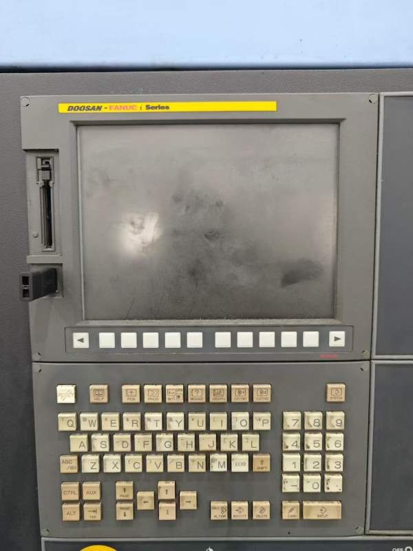 刚刚买下2017年韩国斗山850加工中心，发那科系统，带.