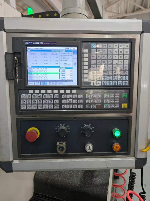 刚刚买下2022年山东东控2.5米3米龙门雕铣机，广数980M.