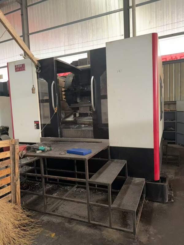 刚刚买下乔峰630单台卧加，工作台630630，三轴行程130.