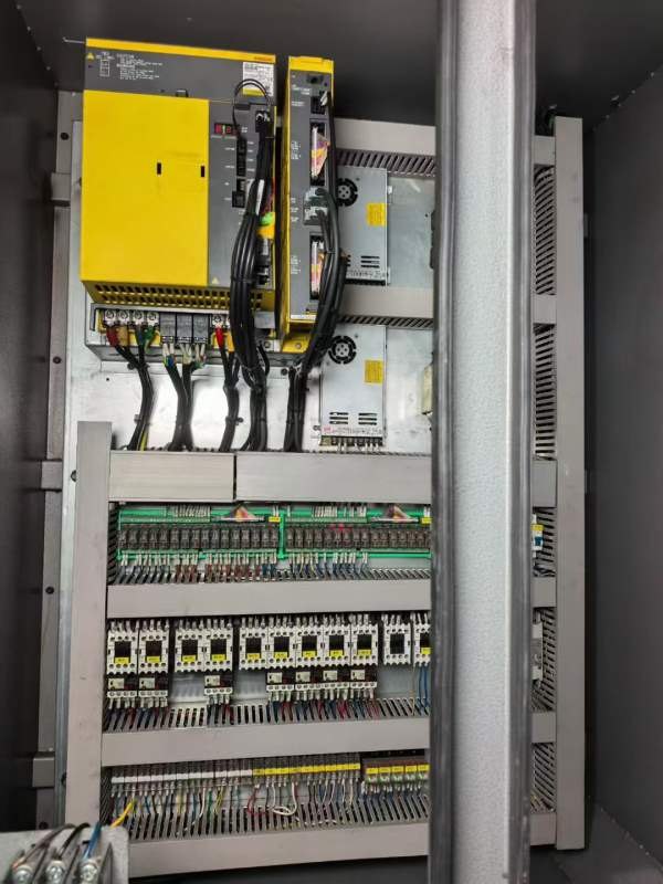 昆山熠烁1580重型加工中心发那科OI-MFPlus系统BT50主.