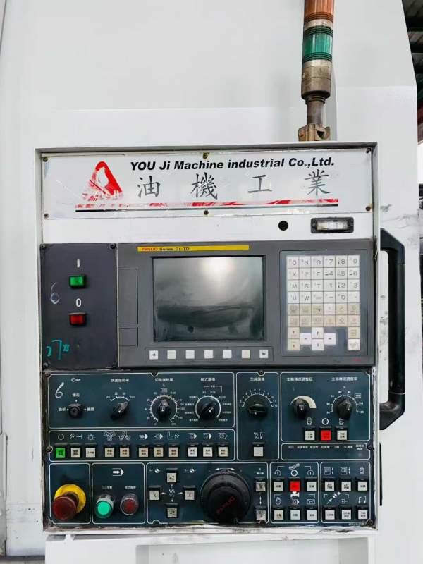 上海工厂在位出售同款12台台湾油机KV-320E高速数控立.